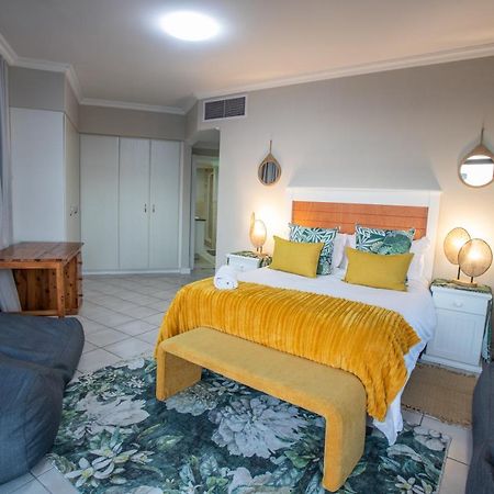 Stay At The Point - Triumphant Tropical Tranquility Durban Exteriör bild